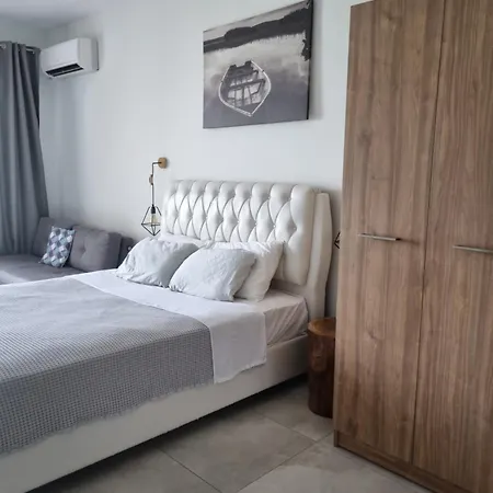 Paradise Sea View شقة *